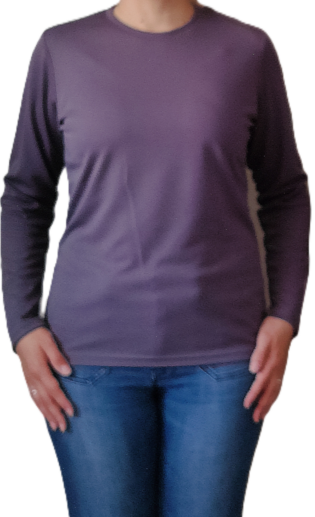 Playera cuello redondo manga larga con silueta